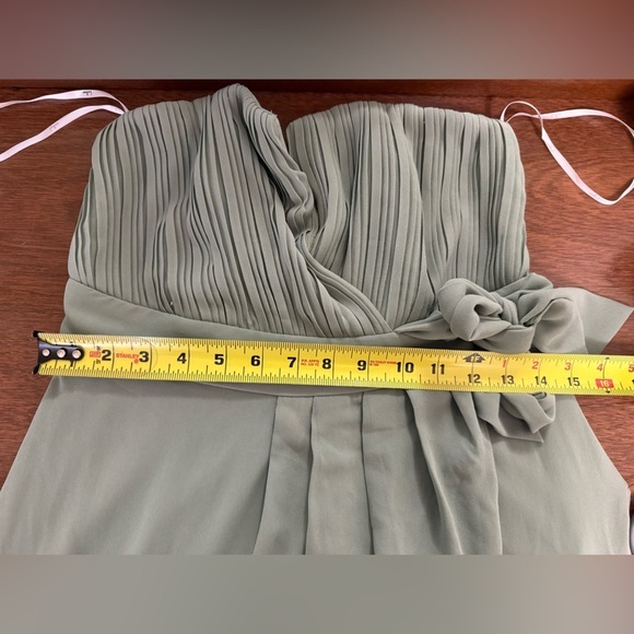 NWT Lulu’s Sage Brush Green Strapless Front Split Bridesmaid Prom Dress Medium - Picture 16 of 16